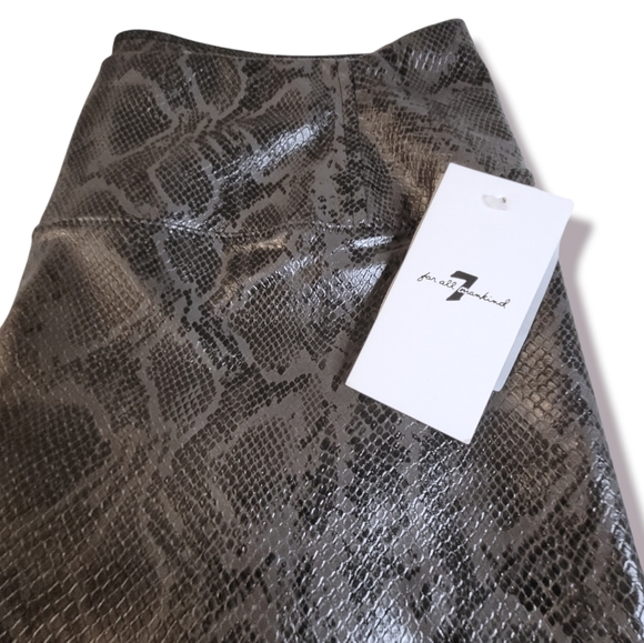7 For All Mankind Python Snake Skin Vegan Faux Leather Leggings Pants Grey Brown - Picture 2 of 5